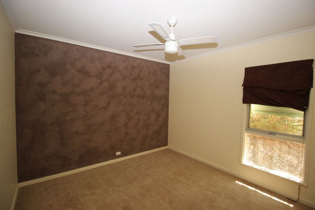 8 Lehmann Street, Waikerie SA 5330, Waikerie - Thumbnail 7