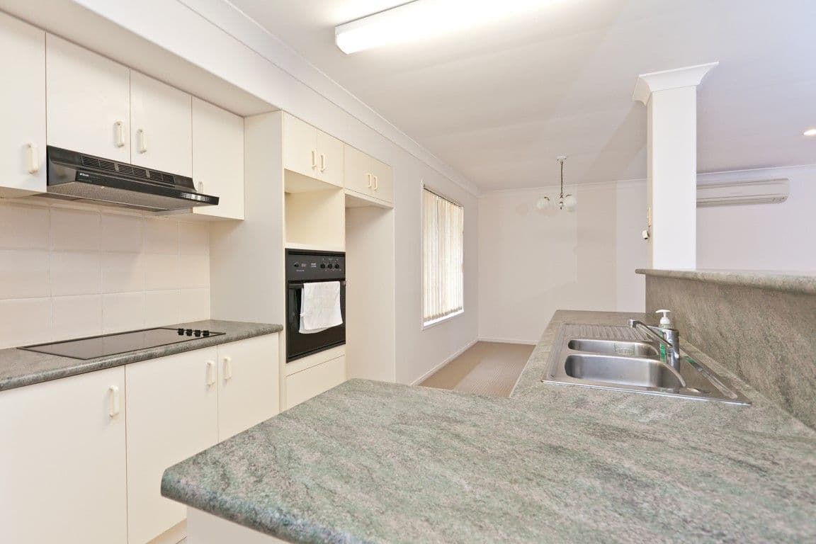 2 Butterfield Close, VICTORIA POINT QLD 4165, Victoria Point - Thumbnail 4