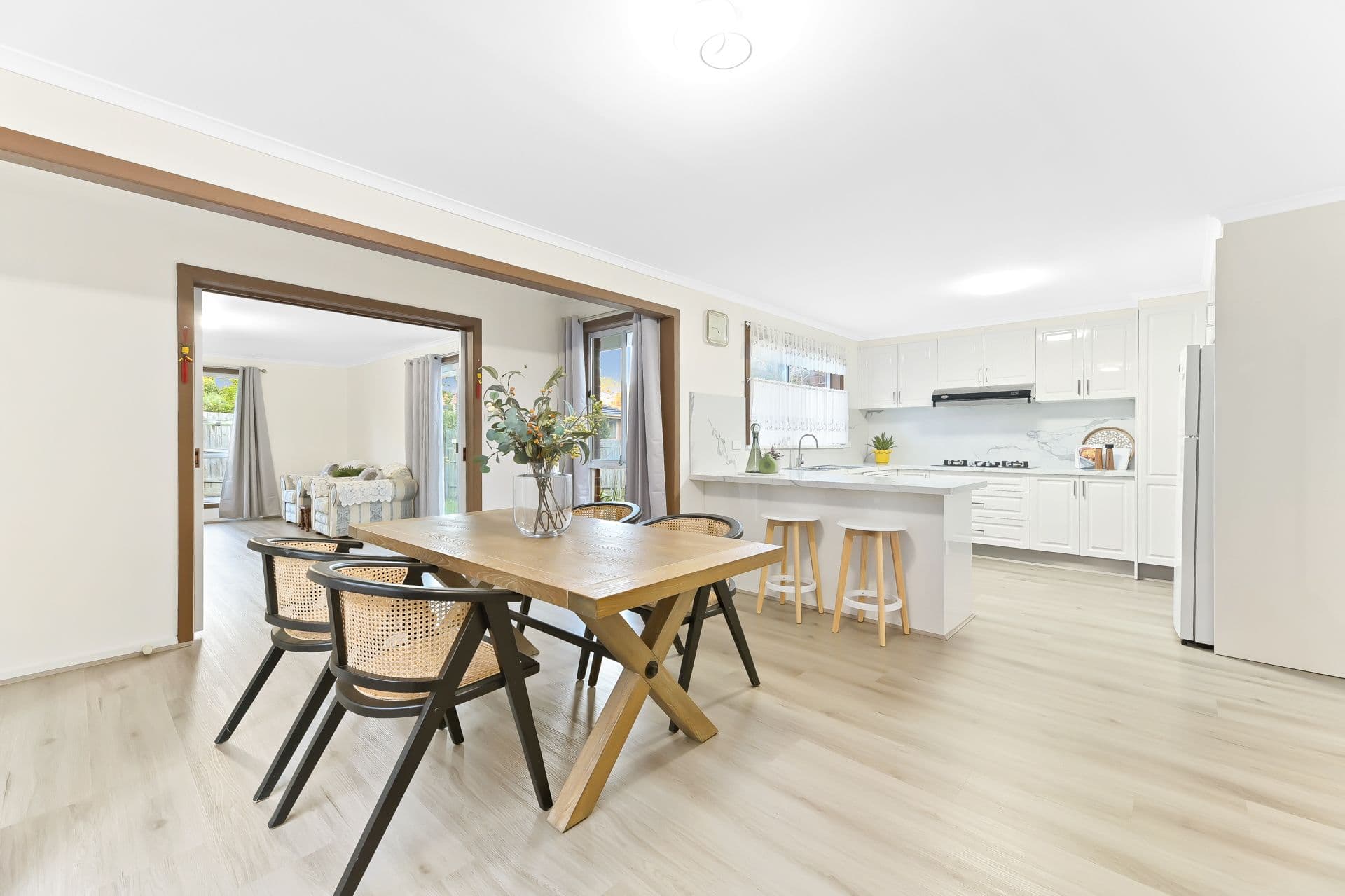 2 Sally Close, Wantirna South VIC 3152, Wantirna South - Thumbnail 4