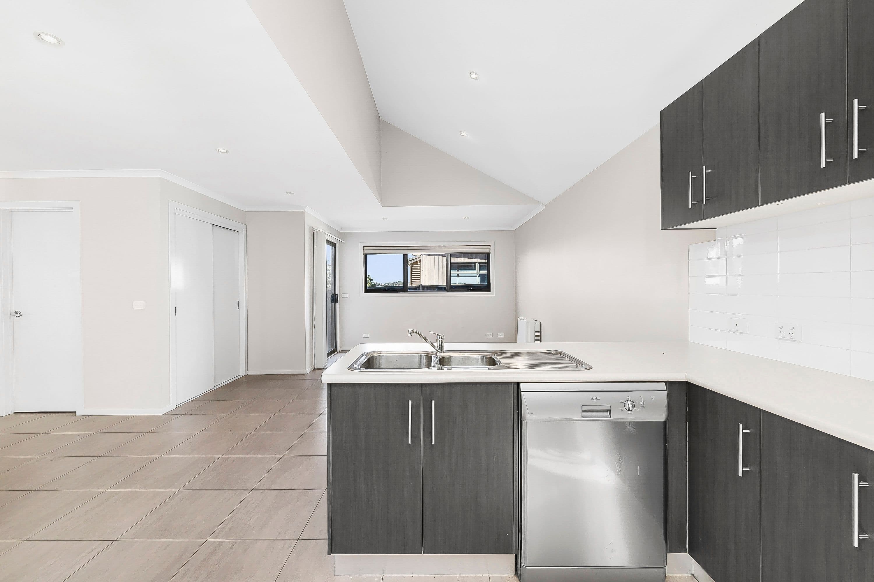 420 Nicholson Street, Black Hill VIC 3350, Black Hill - Thumbnail 4