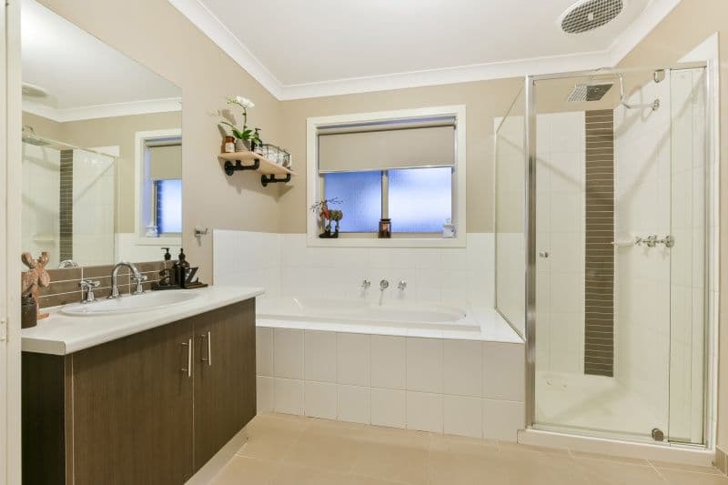 16 Fresh View Drive, Tarneit VIC 3029, Tarneit - Thumbnail 4