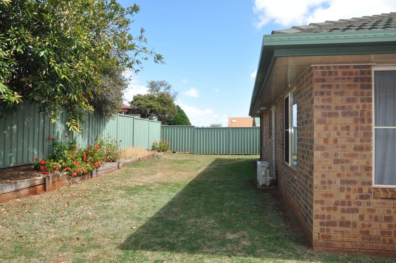 242 Spring Street, KEARNEYS SPRING QLD 4350, Kearneys Spring - Thumbnail 7