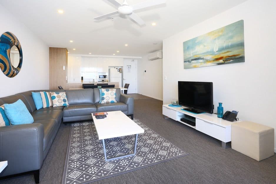 97 'Synergy' 2729 Gold Coast Highway, Broadbeach QLD 4218, Broadbeach - Thumbnail 3