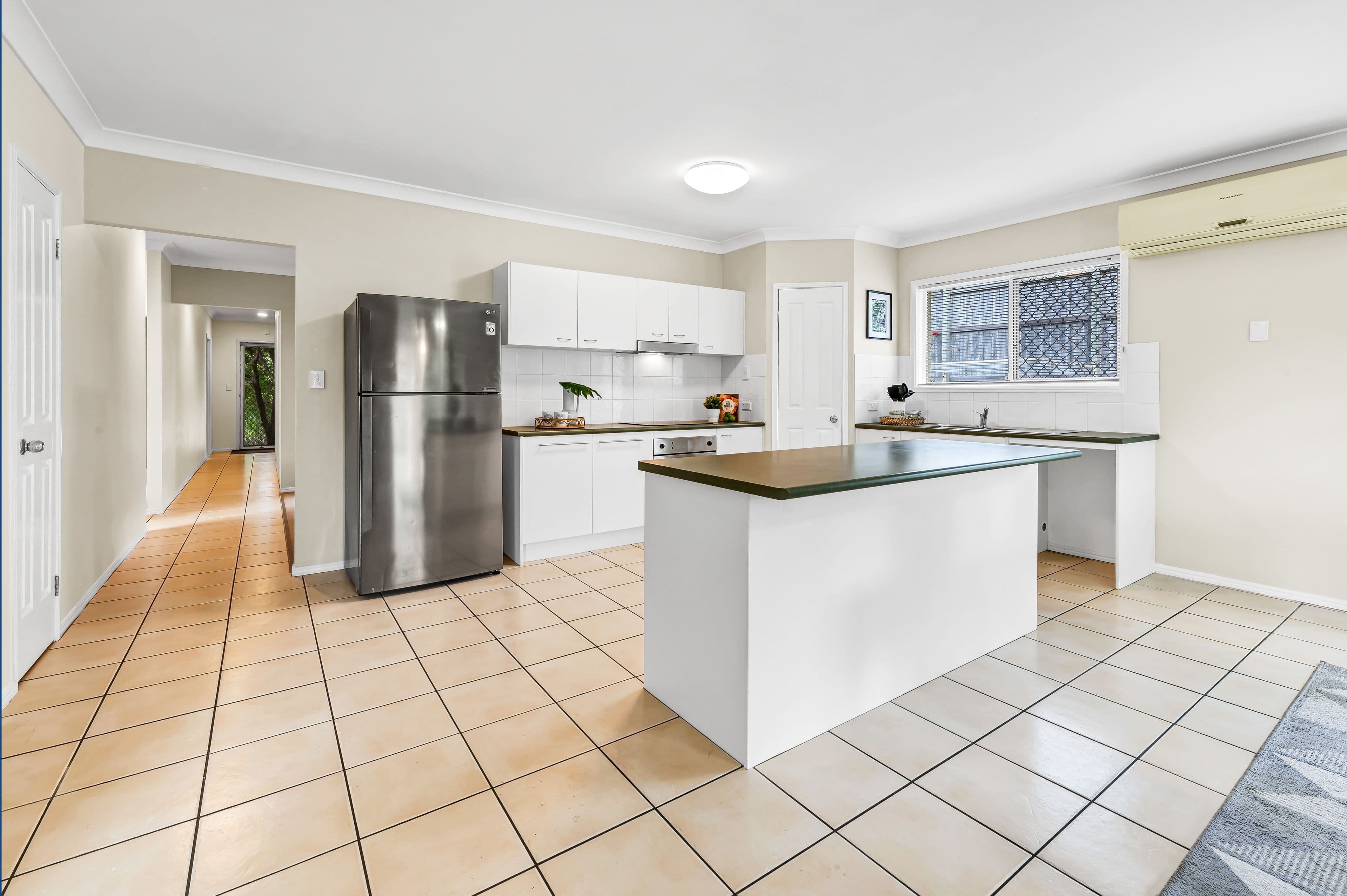 77 Billinghurst Crescent, Upper Coomera QLD 4209, Upper Coomera - Thumbnail 2