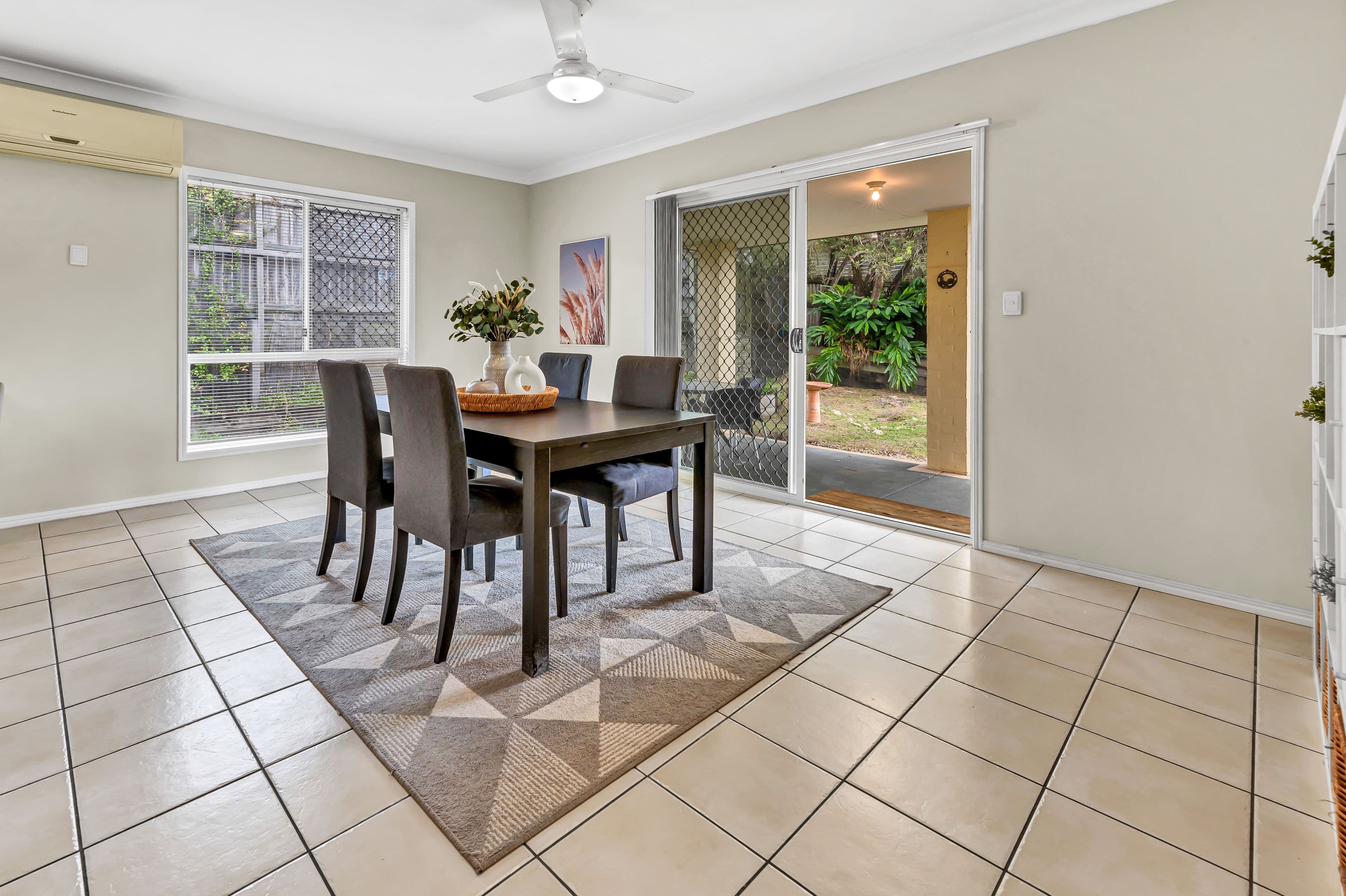 77 Billinghurst Crescent, Upper Coomera QLD 4209, Upper Coomera - Thumbnail 4