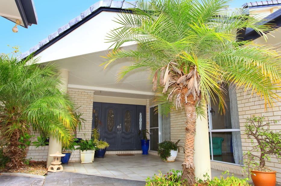 108 Santa Cruz Boulevard, CLEAR ISLAND WATERS QLD 4226, Clear Island Waters - Thumbnail 3