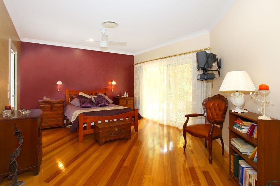 108 Santa Cruz Boulevard, CLEAR ISLAND WATERS QLD 4226, Clear Island Waters - Thumbnail 5