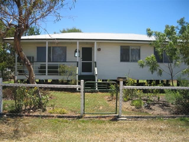 15 South Street, ROMA QLD 4455, Roma - Thumbnail 7