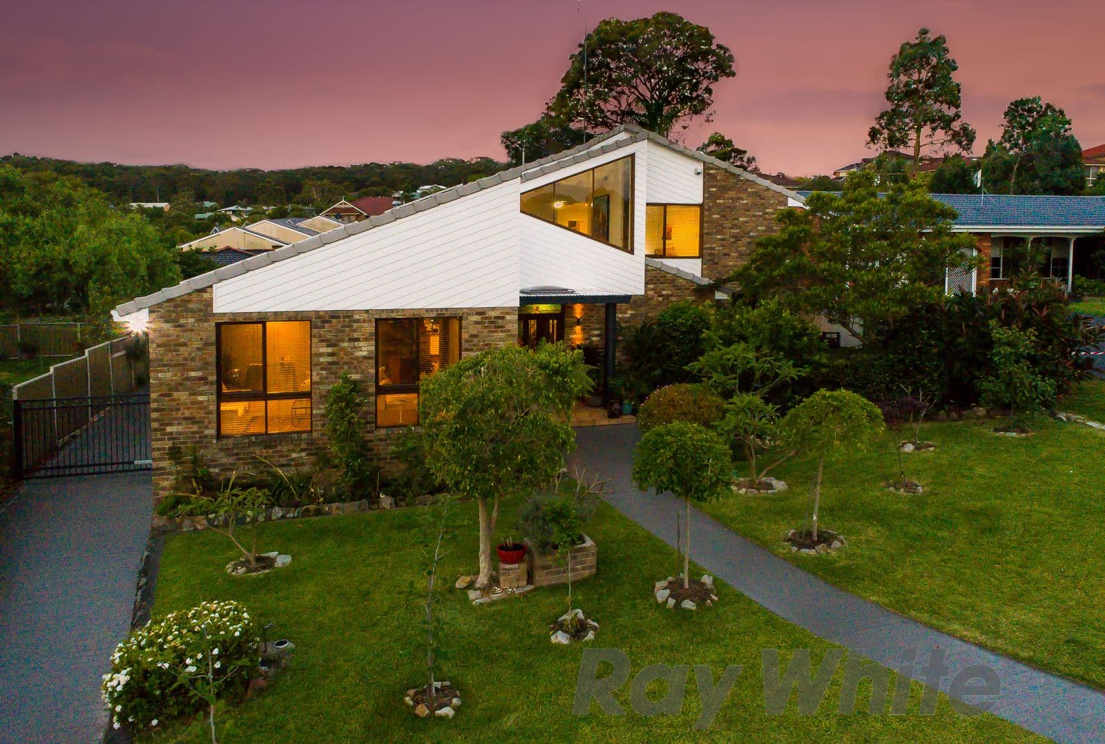 41 Colton Crescent, Lakelands - Image 1