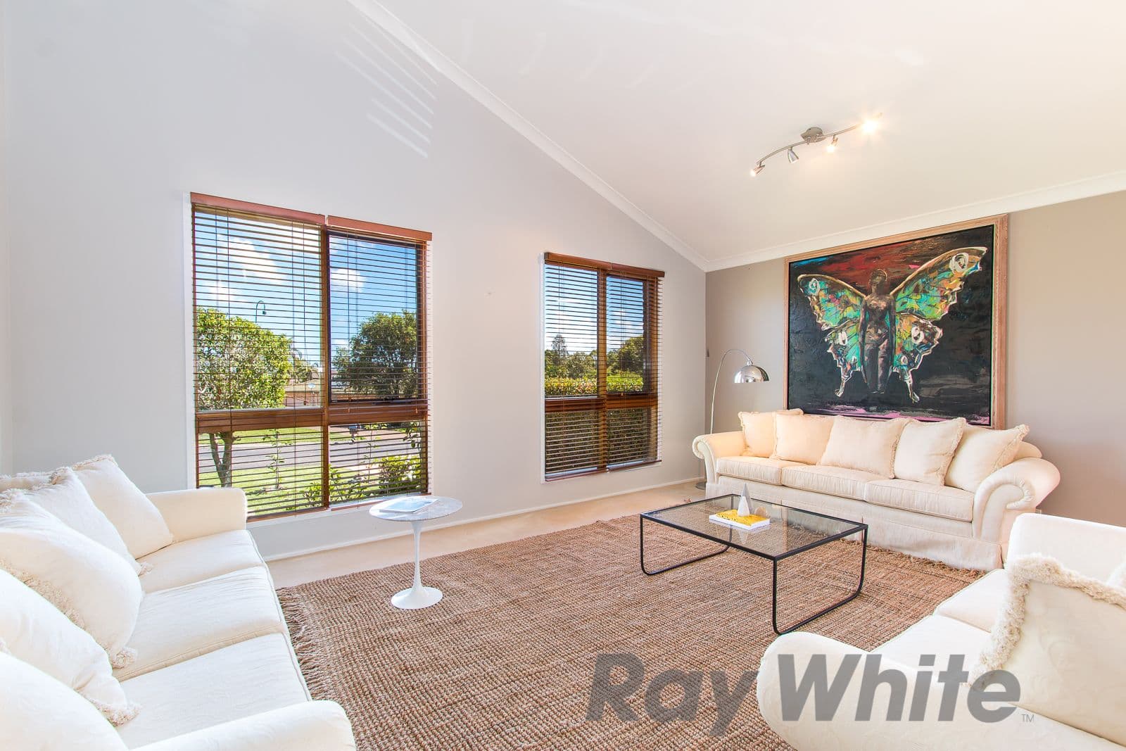 41 Colton Crescent, Lakelands - Thumbnail 3