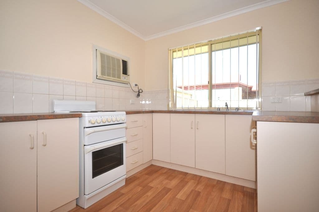 2 Montrose Court, ELIZABETH NORTH SA 5113, Elizabeth North - Thumbnail 5