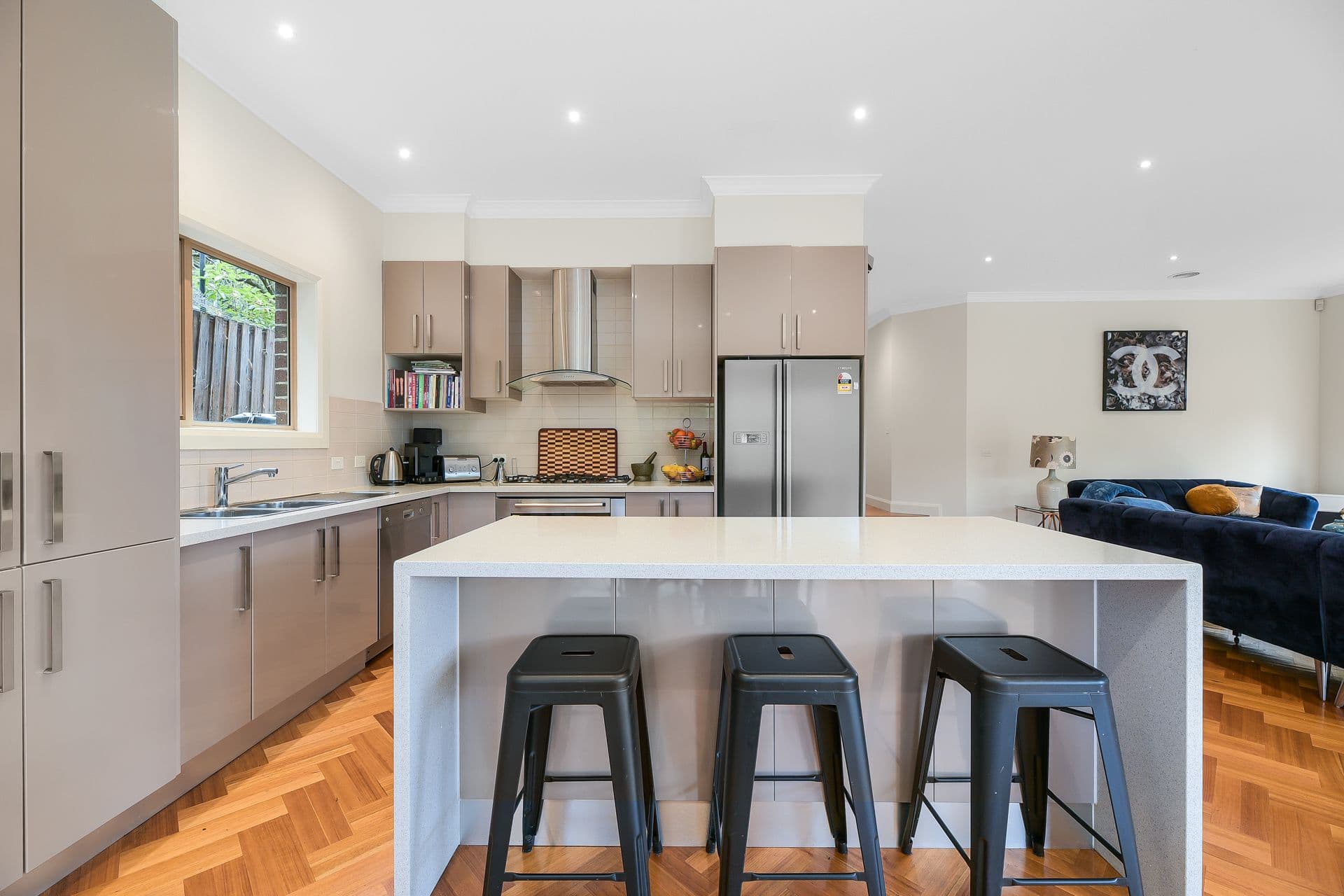8 Gardner Street, Box Hill South VIC 3128, Box Hill South - Thumbnail 5