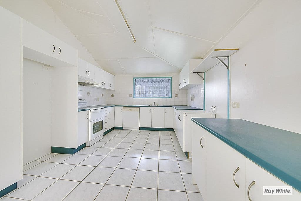 42 William Street, Yeppoon QLD 4703, Yeppoon - Thumbnail 3