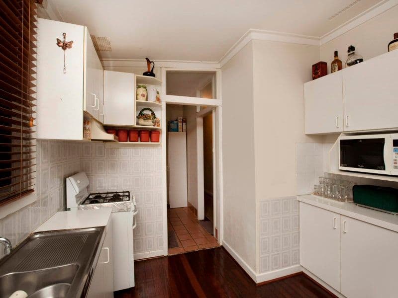16 Patrick Place, Marulan - Thumbnail 7