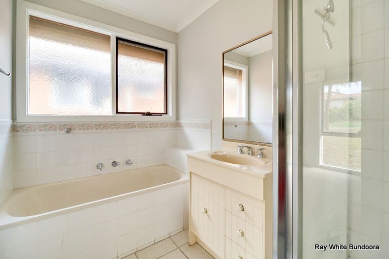 49 Bowman Drive, MILL PARK VIC 3082, Mill Park - Thumbnail 6