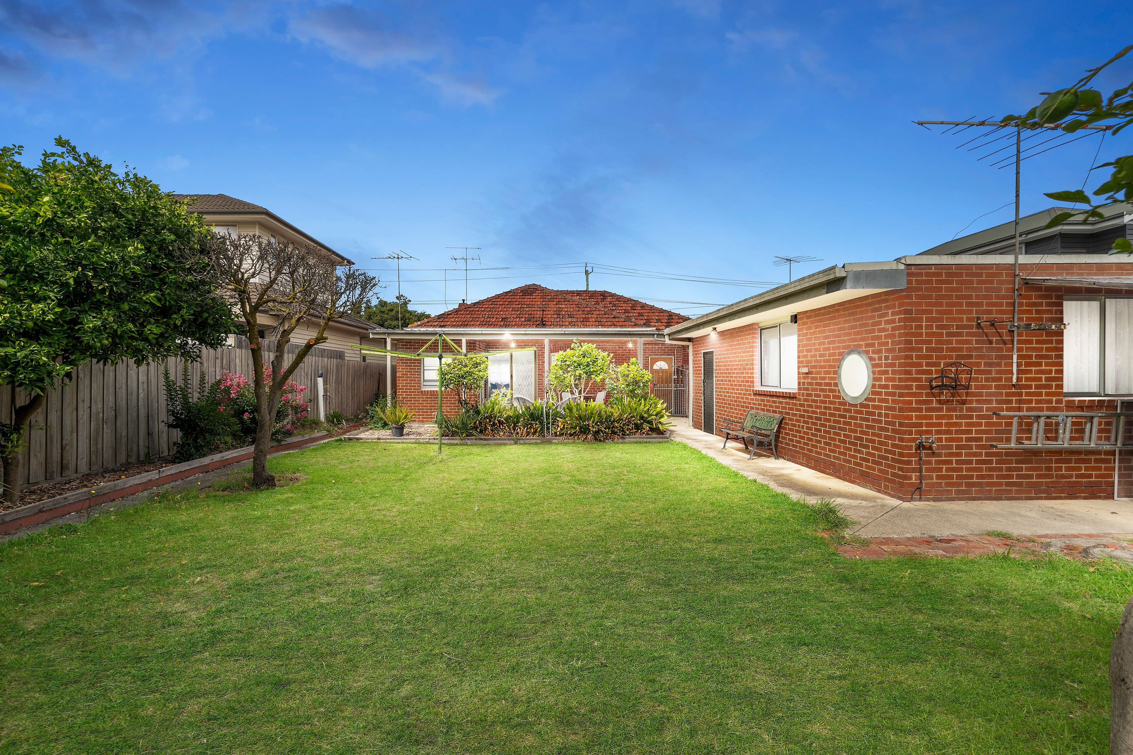 35 Willesden Road, Hughesdale VIC 3166, Hughesdale - Thumbnail 8