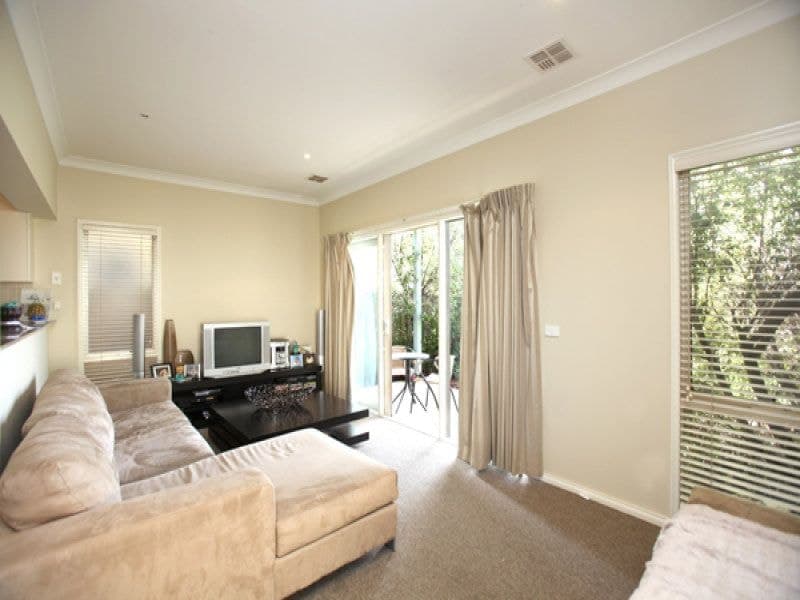 38/1 Greg Norman Drive, Sanctuary Lakes - Thumbnail 5