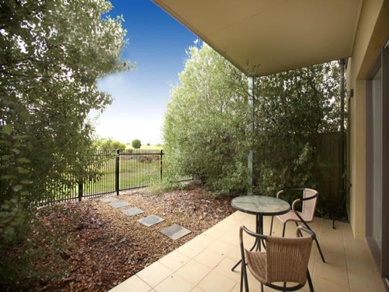 38/1 Greg Norman Drive, Sanctuary Lakes - Thumbnail 6