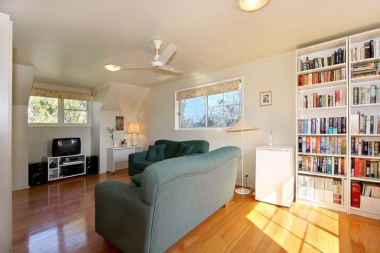 17  Ranfurlie Drive, GLEN WAVERLEY VIC 3150, Glen Waverley - Thumbnail 6