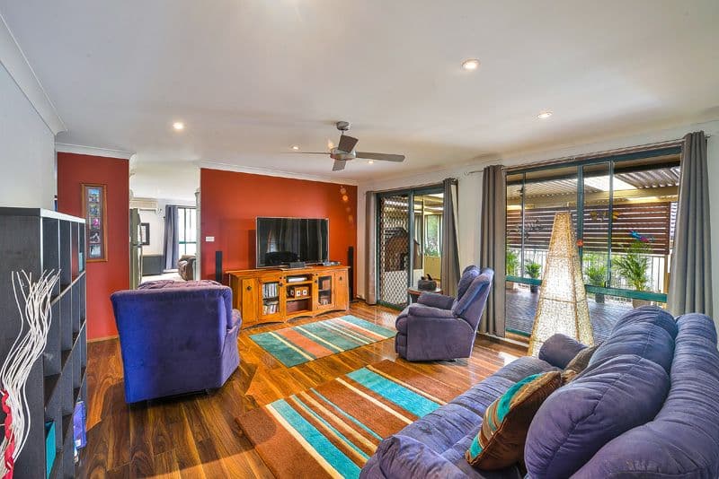 6 Dorcas Place, ROSEMEADOW NSW 2560, Rosemeadow - Thumbnail 2