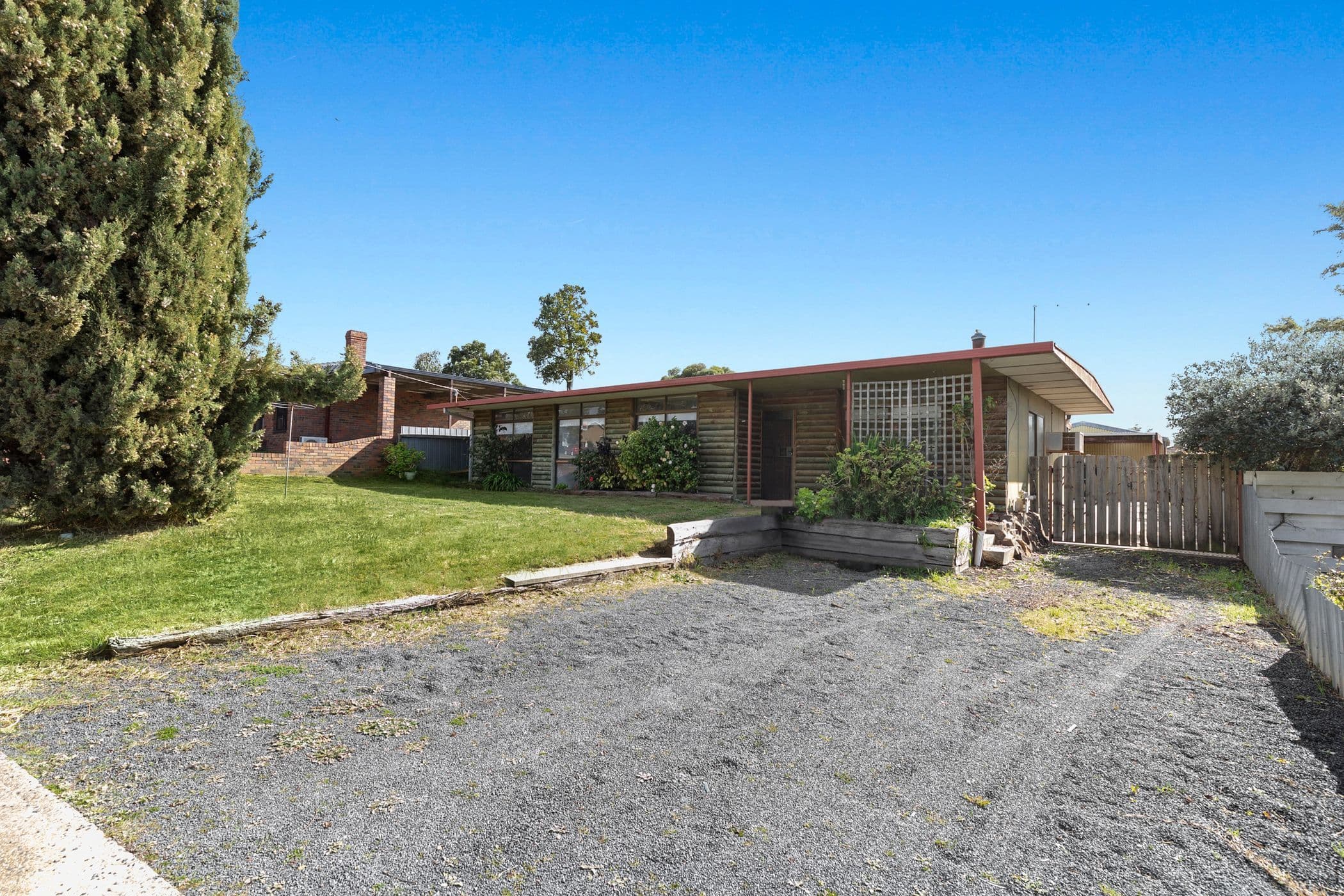 75 Churchill Avenue, Ararat VIC 3377, Ararat - Image 1