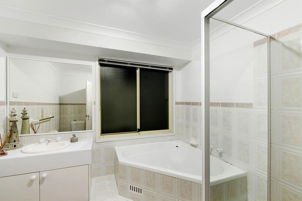 8 Molsten Avenue, TUMBI UMBI NSW 2261, Tumbi Umbi - Thumbnail 6