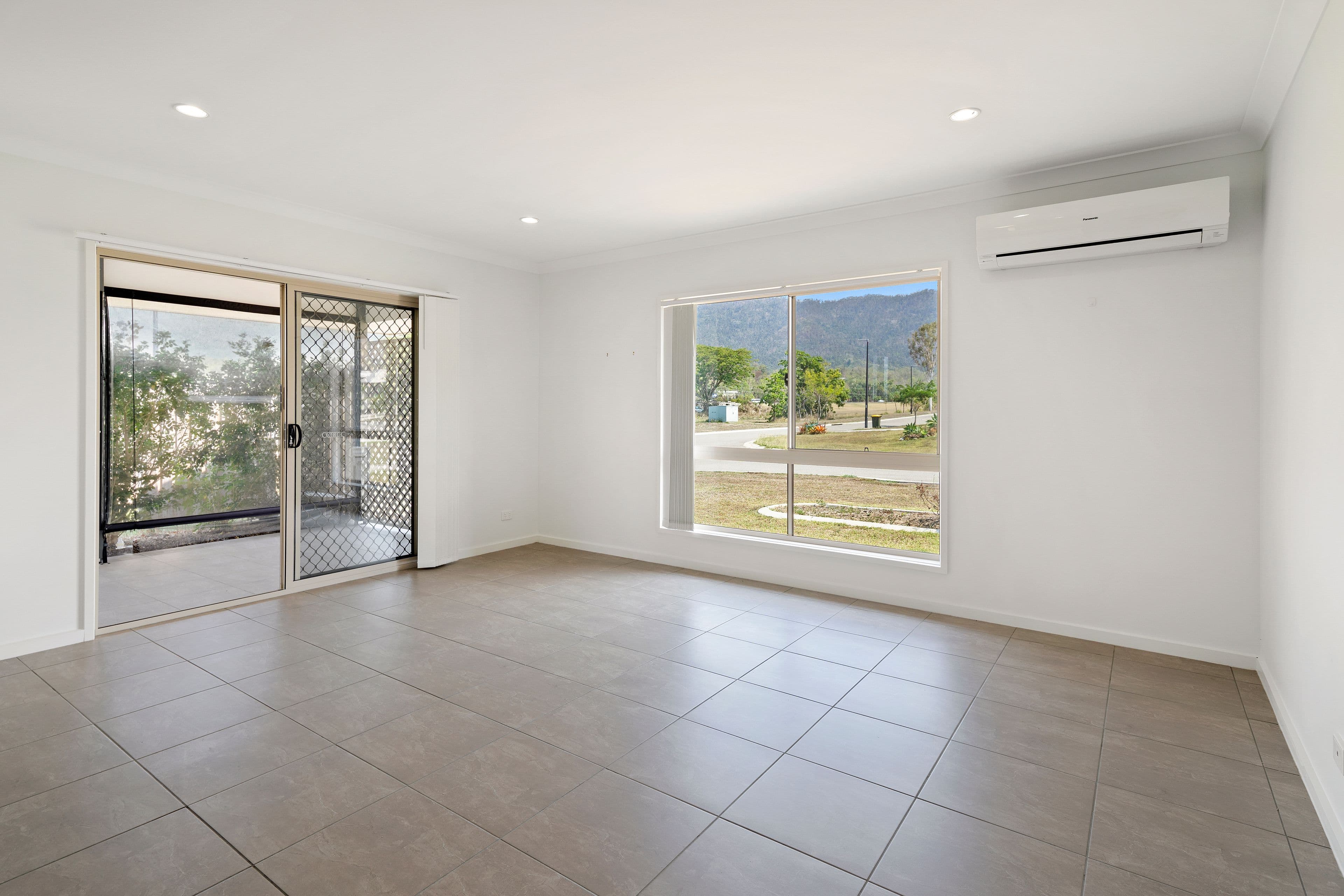 4 Spritsail Crescent, Cannonvale QLD 4802, Cannonvale - Thumbnail 6