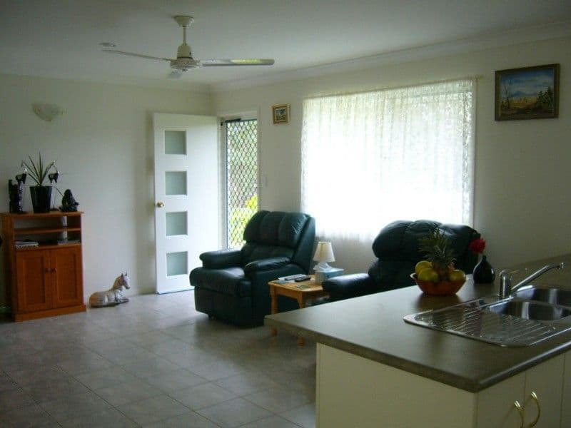 16 Spowart Road, MOUNT CHALMERS QLD 4702, Mount Chalmers - Thumbnail 4