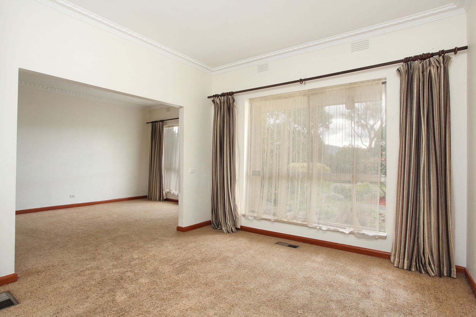 13 Grandview Grove, BAYSWATER VIC 3153, Bayswater - Thumbnail 3