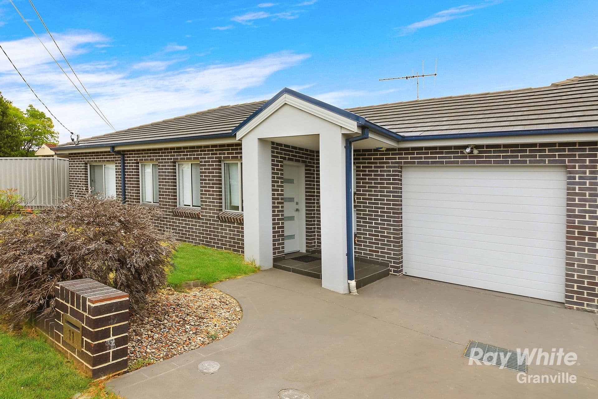 13 Ironbark Crescent, Ivanhoe, Ivanhoe - Image 1