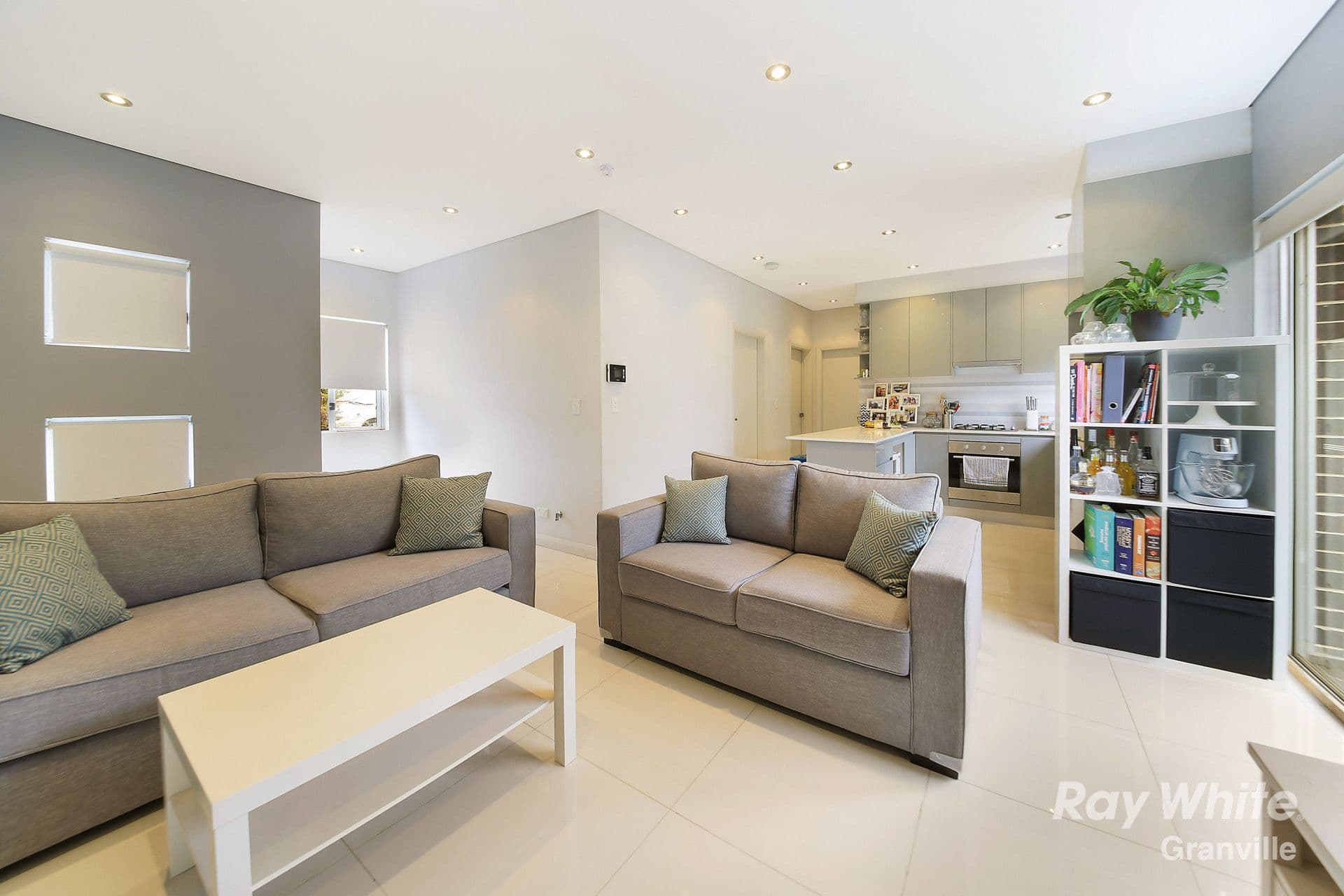 13 Ironbark Crescent, Ivanhoe, Ivanhoe - Thumbnail 3