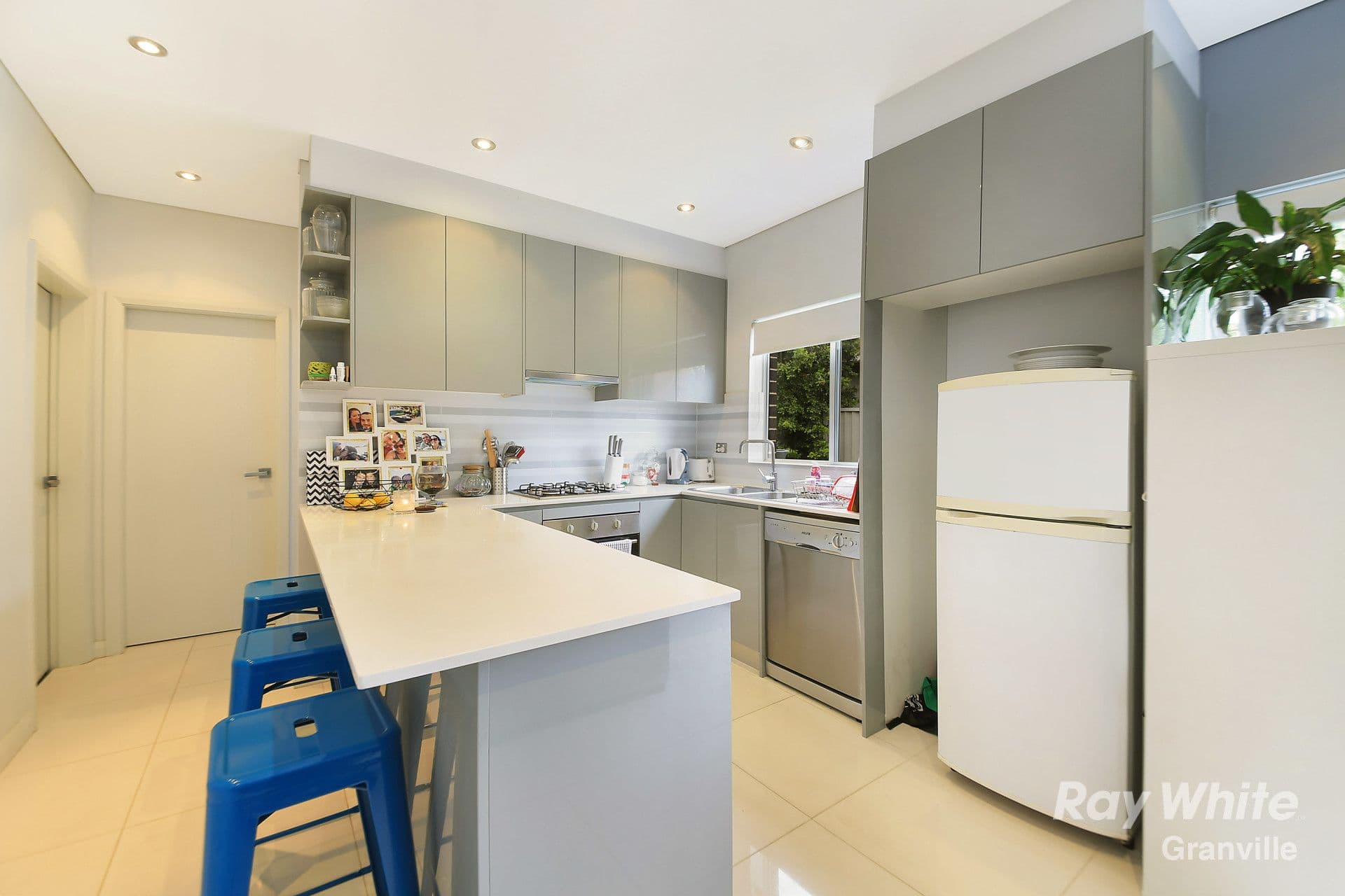 13 Ironbark Crescent, Ivanhoe, Ivanhoe - Thumbnail 4