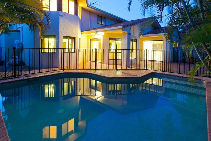 6 Cowell Street, CARINDALE QLD 4152, Carindale - Thumbnail 2