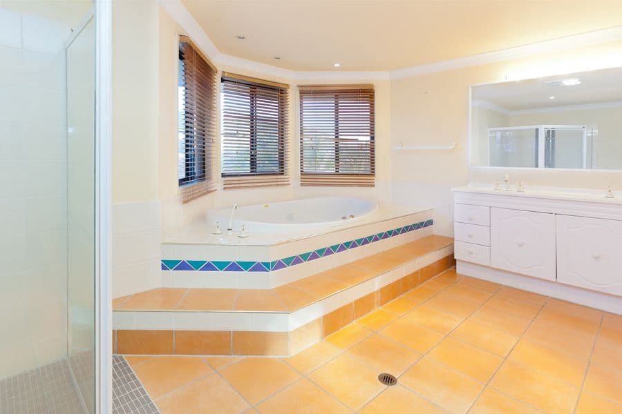6 Cowell Street, CARINDALE QLD 4152, Carindale - Thumbnail 6
