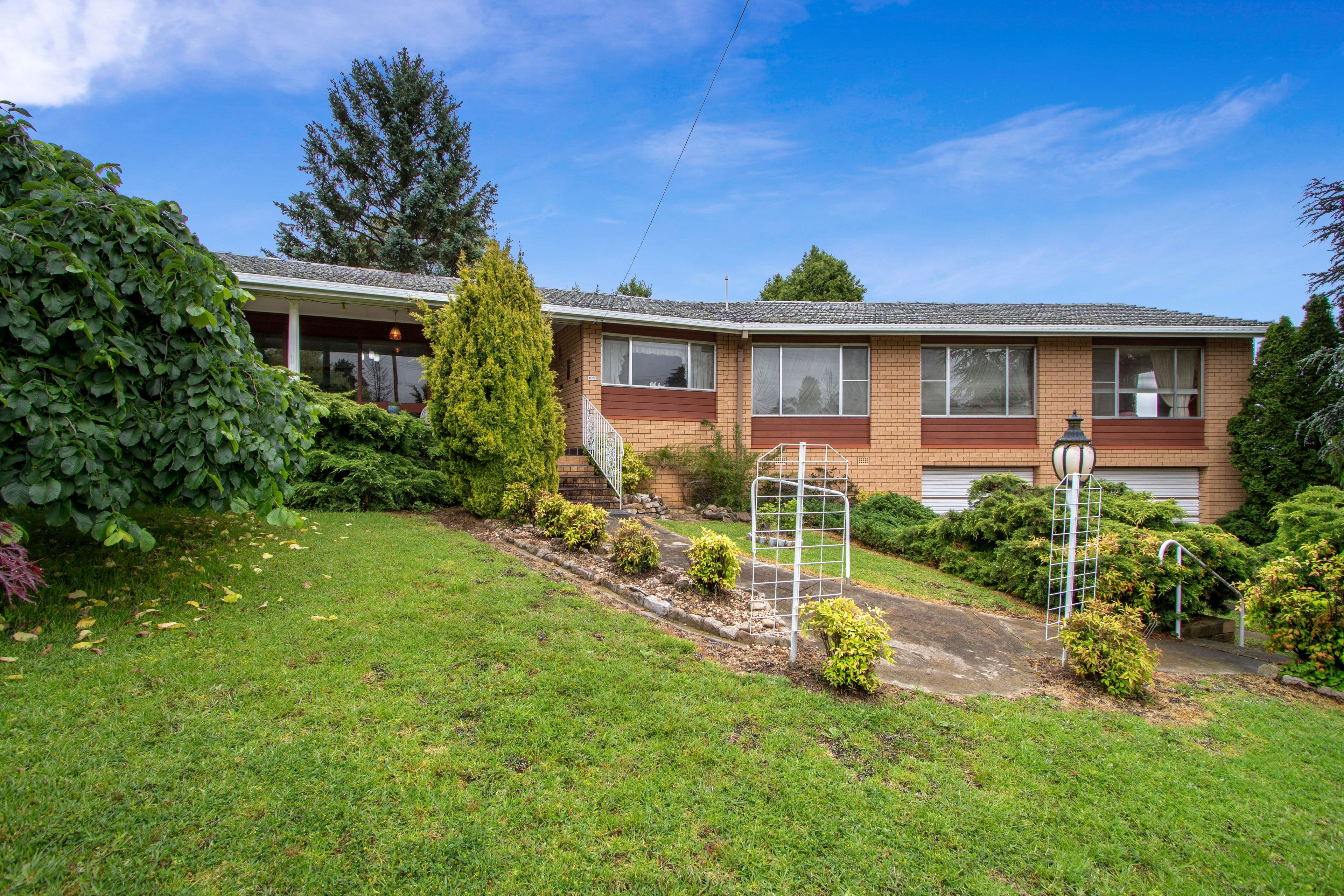 109 Oliver Street, Glen Innes NSW 2370, Glen Innes - Image 1
