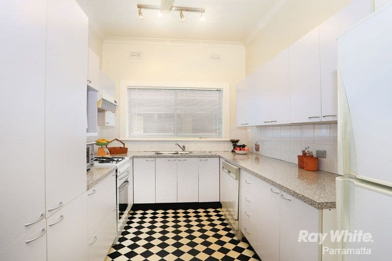 17 Irving Street, Parramatta NSW 2150, Parramatta - Thumbnail 5