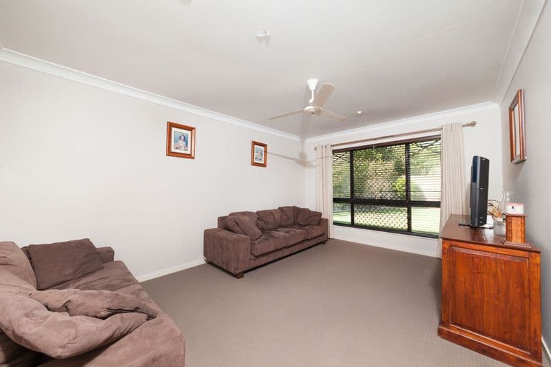 49 Timberlea Drive East, BENTLEY PARK QLD 4869, Bentley Park - Thumbnail 5