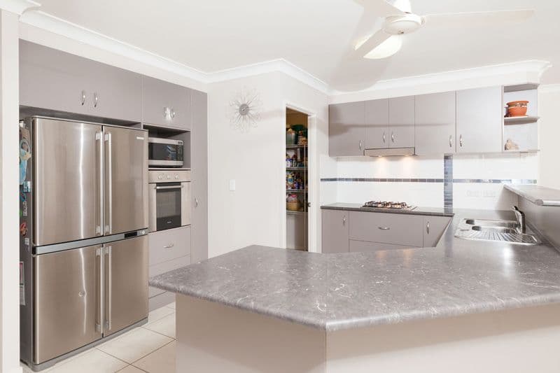 49 Timberlea Drive East, BENTLEY PARK QLD 4869, Bentley Park - Thumbnail 8