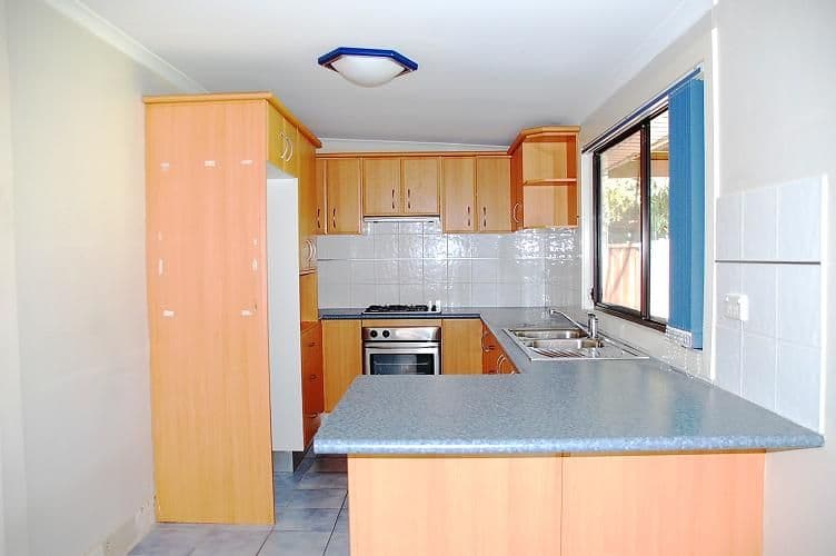42 Mountford Avenue, GUILDFORD NSW 2161, Guildford - Thumbnail 4