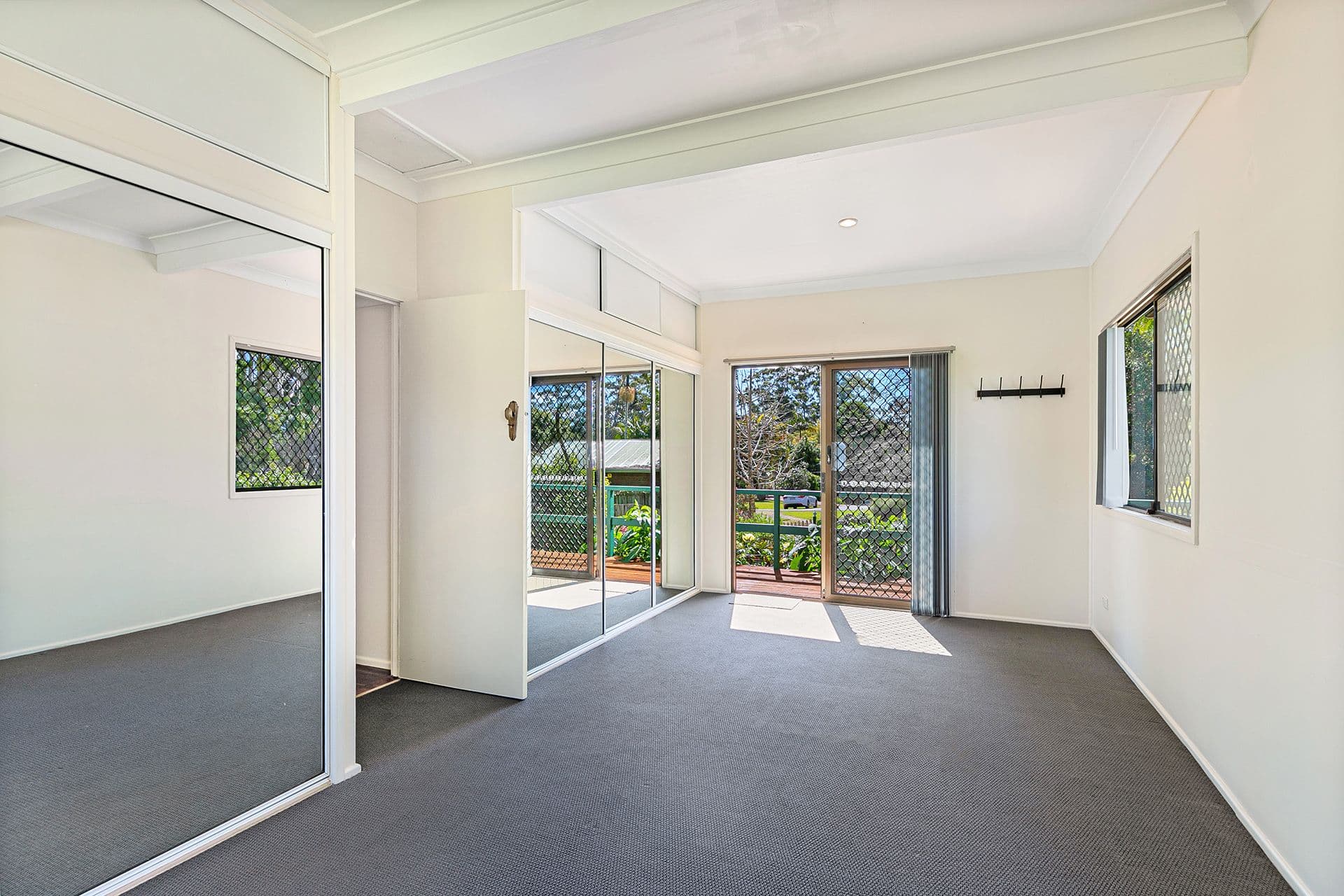 27 Coleman Square, Tamborine Mountain QLD 4272, Tamborine Mountain - Thumbnail 2
