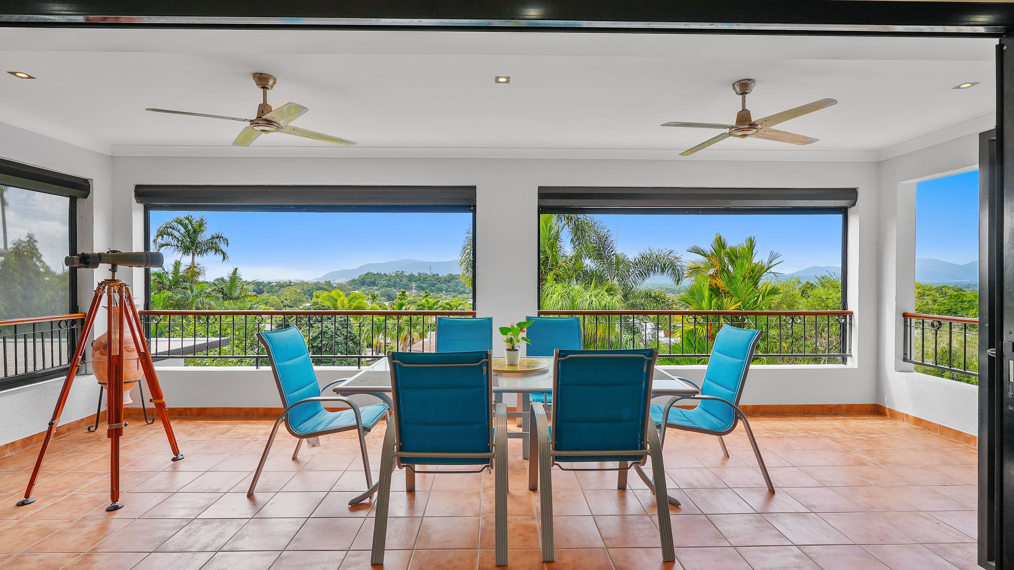 8 Seaview Close, Bayview Heights QLD 4868, Bayview Heights - Thumbnail 4