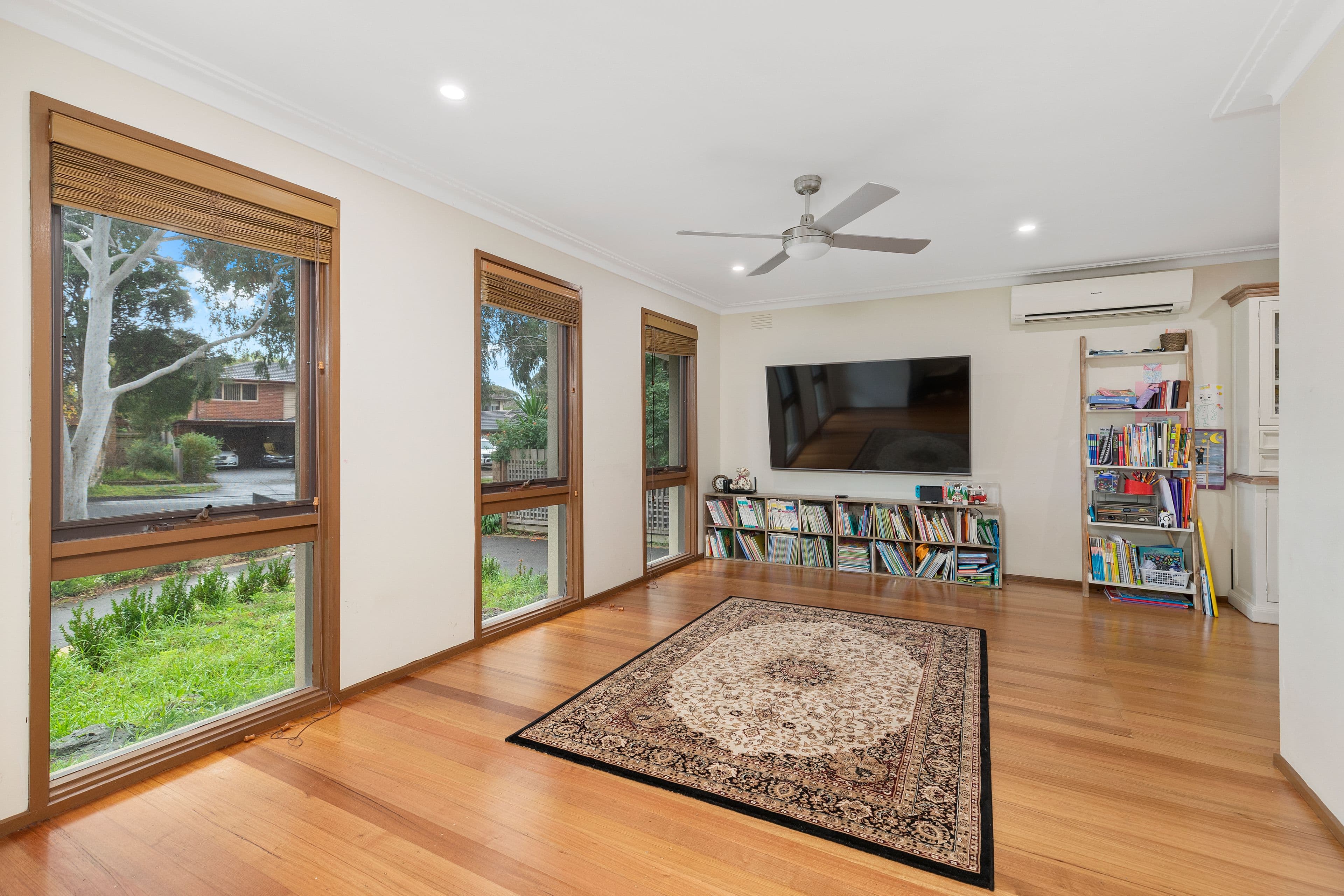 172 Dandelion Drive, Rowville VIC 3178, Rowville - Thumbnail 5