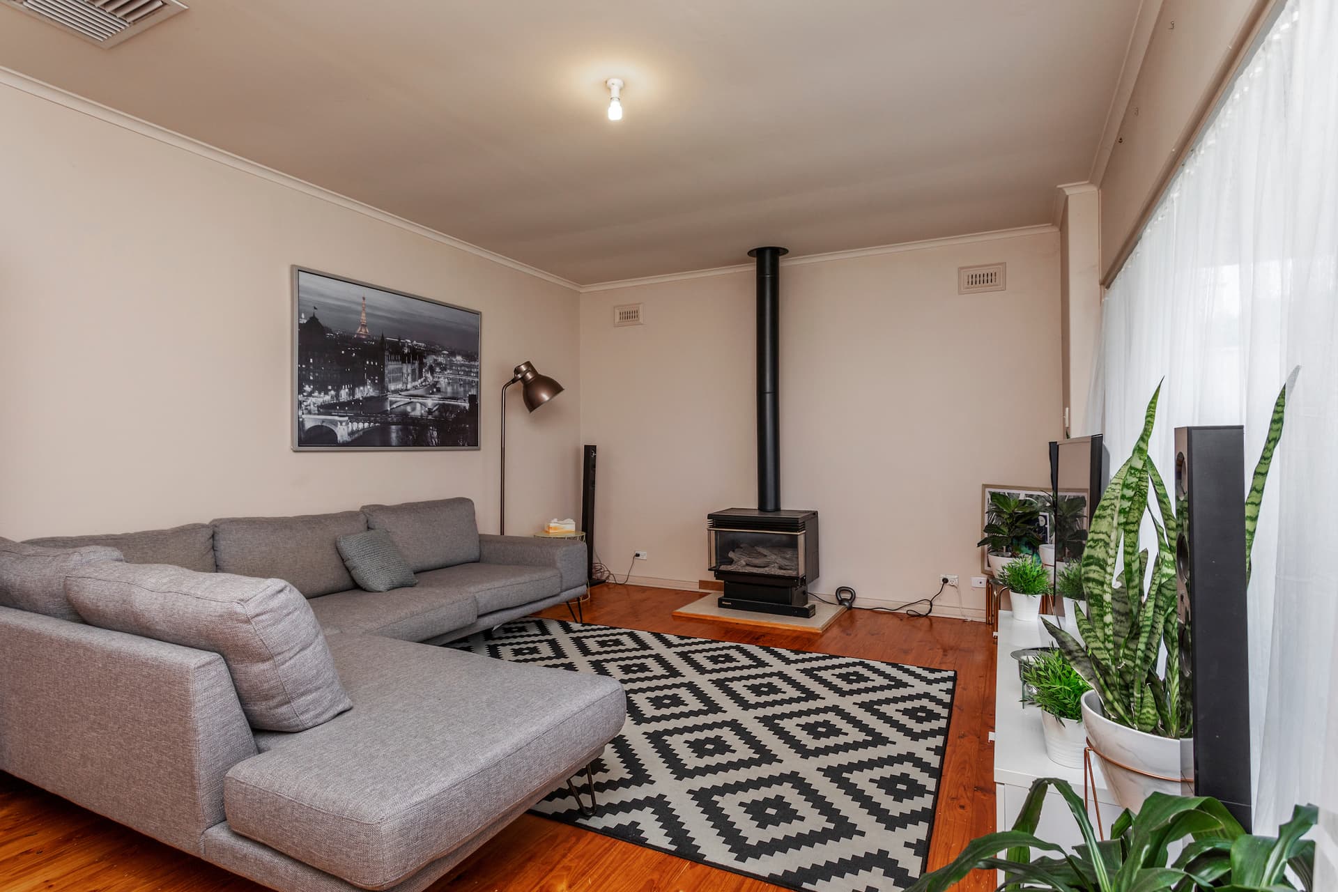 17 Normandy Avenue, Para Hills - Image 1