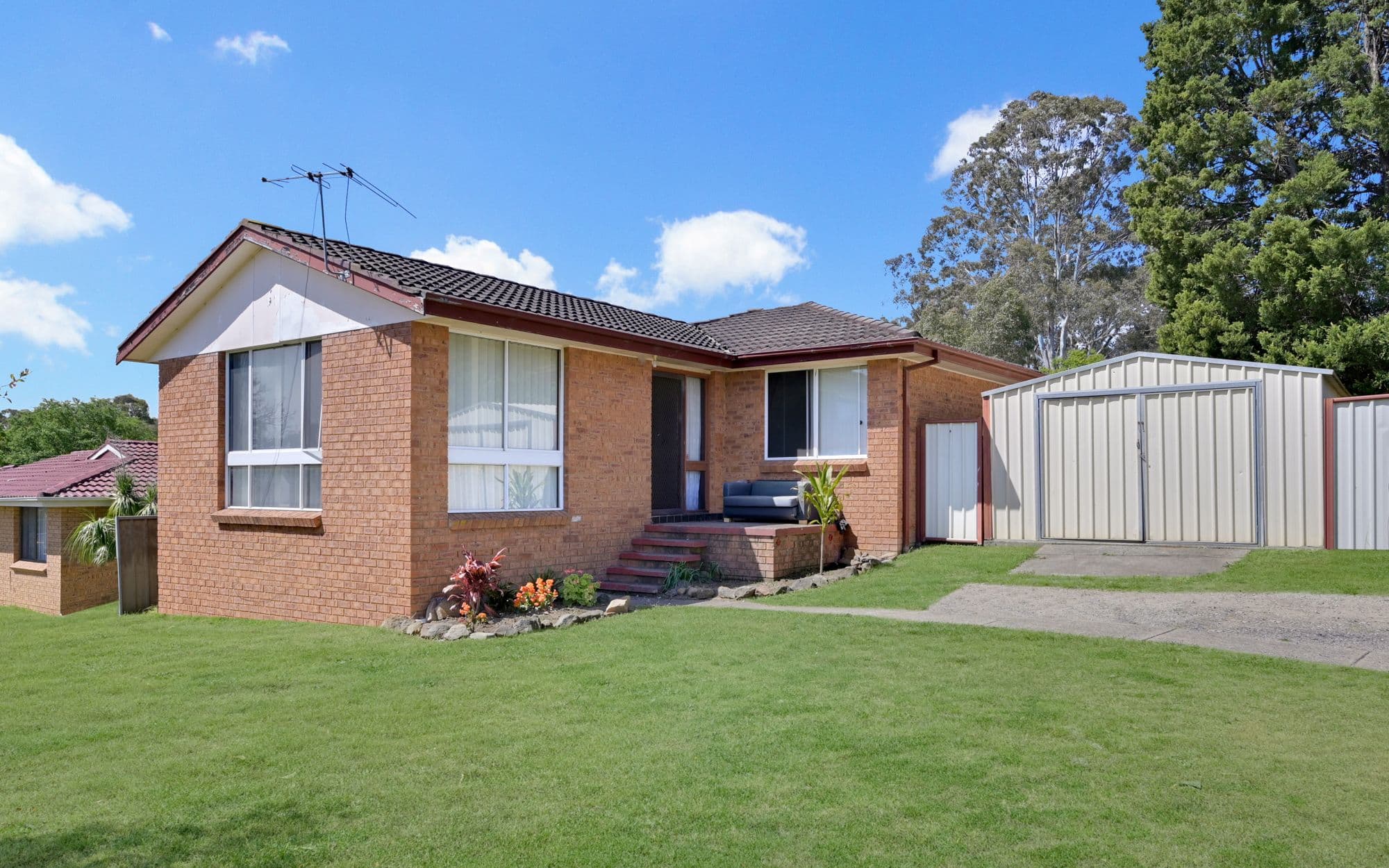 16 Larapinta Crescent, St Helens Park NSW 2560, St Helens Park - Image 1