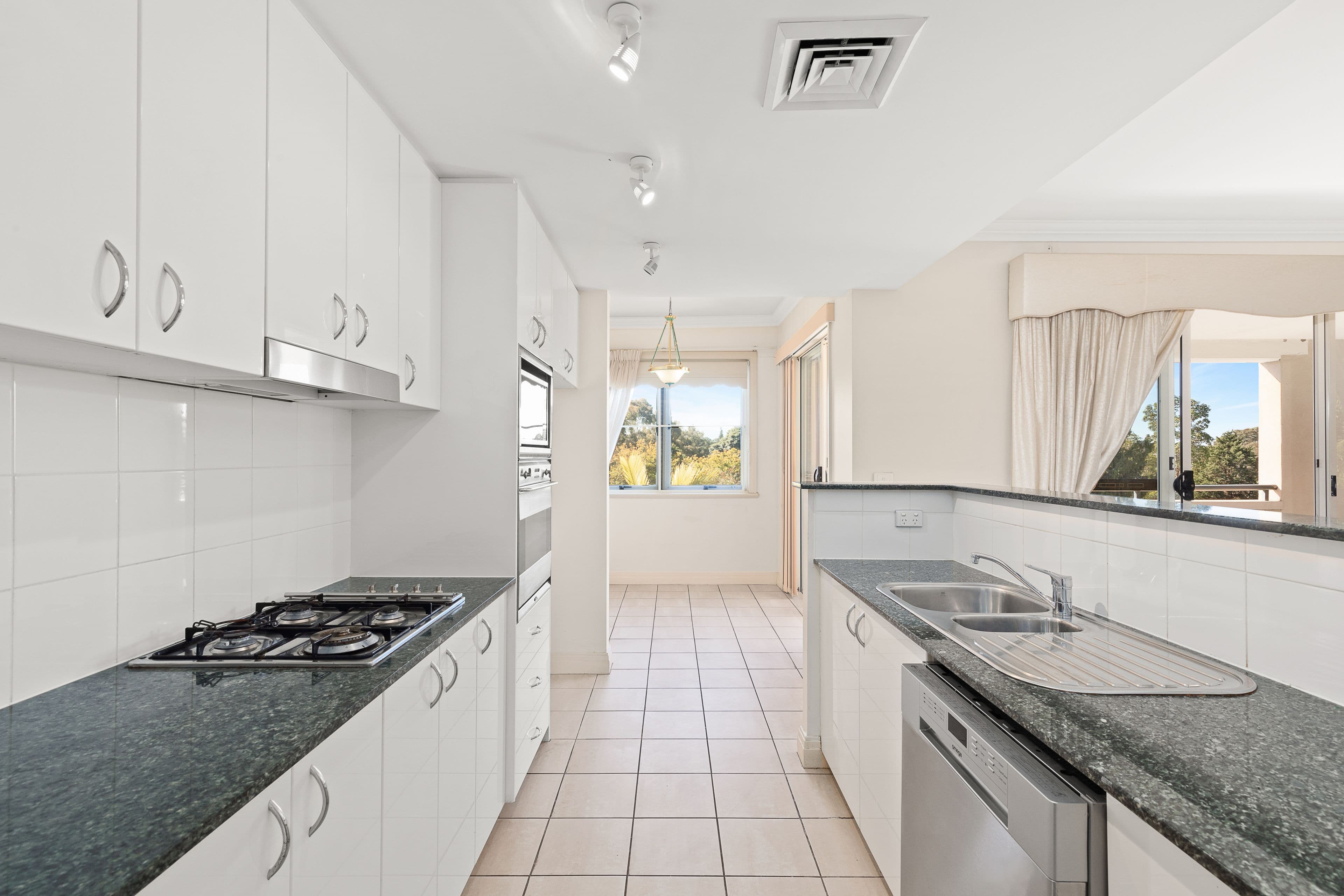 2 Karrabee Avenue, Huntleys Cove NSW 2111, Huntleys Cove - Thumbnail 3
