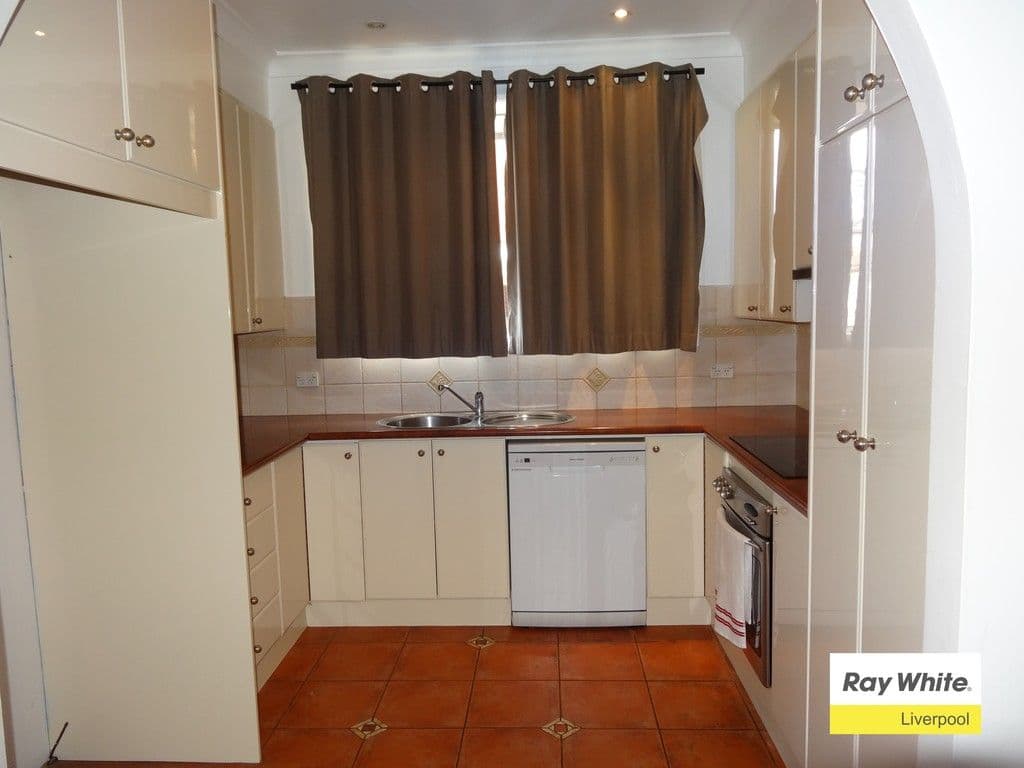 9 Grevillea Crescent, Prestons NSW 2170, Prestons - Thumbnail 3