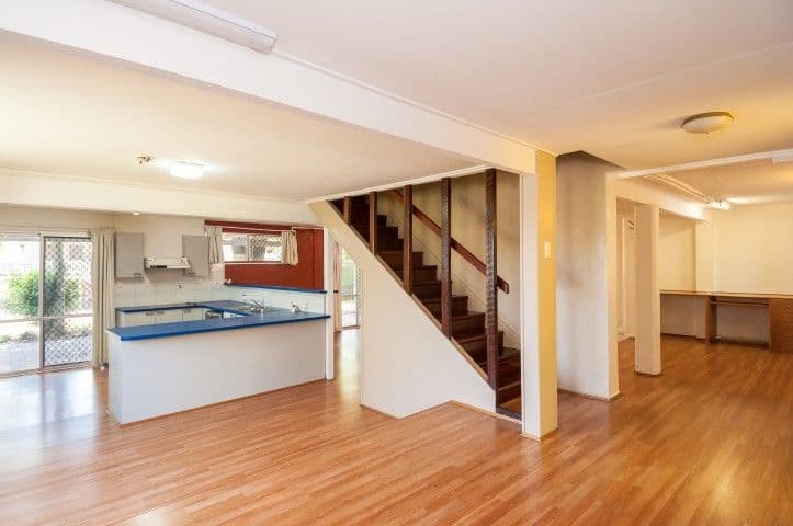 6 Wilga Street, Kin Kora QLD 4680, Kin Kora - Thumbnail 4