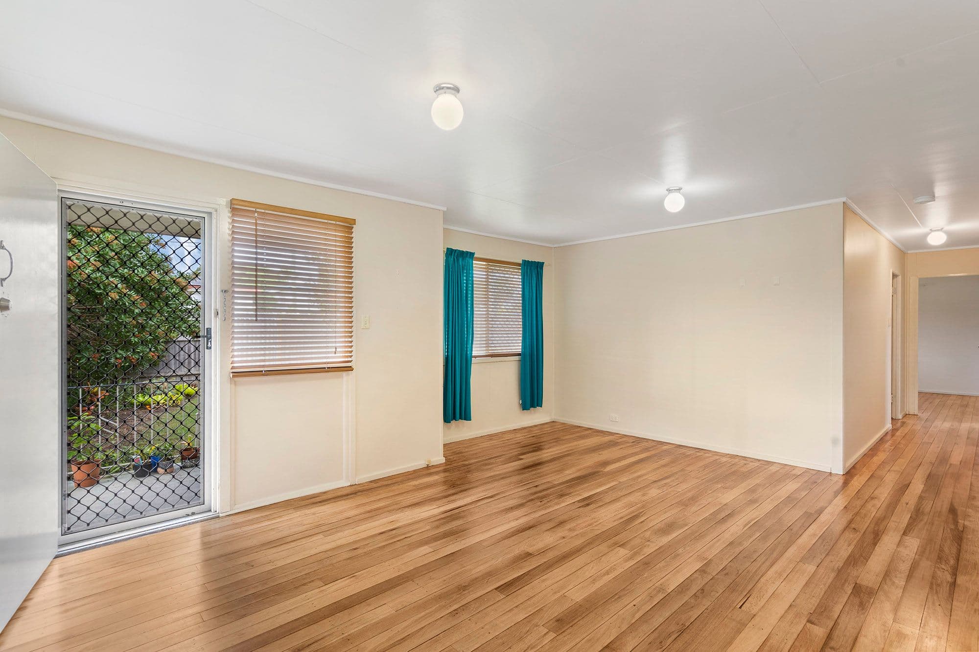 235 Kingston Road, Woodridge QLD 4114, Woodridge - Thumbnail 3
