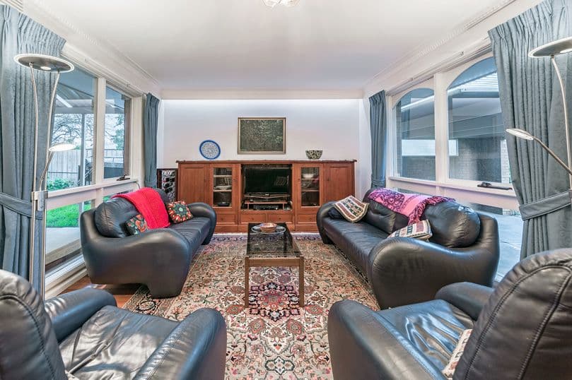 76 Hughes Parade, Reservoir VIC 3073, Reservoir - Thumbnail 4