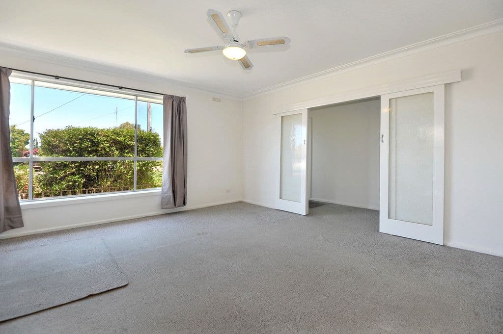 276 Vickers Street, Sebastopol VIC 3356, Sebastopol - Thumbnail 2
